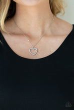 Load image into Gallery viewer, GLOW by Heart - White necklace 1927
