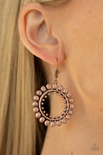 Load image into Gallery viewer, Radiating Radiance - Copper earring 579
