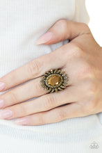 Load image into Gallery viewer, Ultra Luxe - Brass ring 2231
