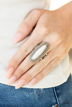 Load image into Gallery viewer, Mystical Mesa - White ring 2150
