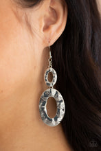 Load image into Gallery viewer, Bring On The Basics - Silver earring 551
