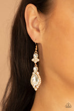 Load image into Gallery viewer, Fully Flauntable - Gold earring 1794
