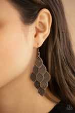 Load image into Gallery viewer, Loud and Leafy - Copper earring 2148
