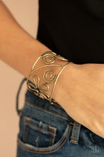 Load image into Gallery viewer, Groovy Sensations - Brass cuff bracelet F015
