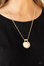 Load image into Gallery viewer, Patagonian Paradise - Gold necklace F012
