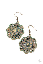 Load image into Gallery viewer, Western Mandalas - Brass earring 2054
