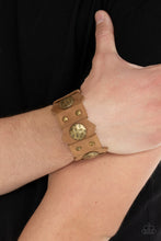 Load image into Gallery viewer, Electrified Edge - Brown snap bracelet A024
