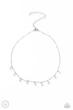 Load image into Gallery viewer, Dainty Diva - White choker necklace 2050
