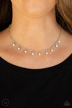 Load image into Gallery viewer, Dainty Diva - White choker necklace 2050
