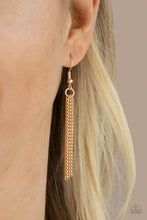 Load image into Gallery viewer, Serenely Scalloped - Gold necklace 1834
