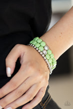 Load image into Gallery viewer, Desert Verbena - Green bracelet 2224
