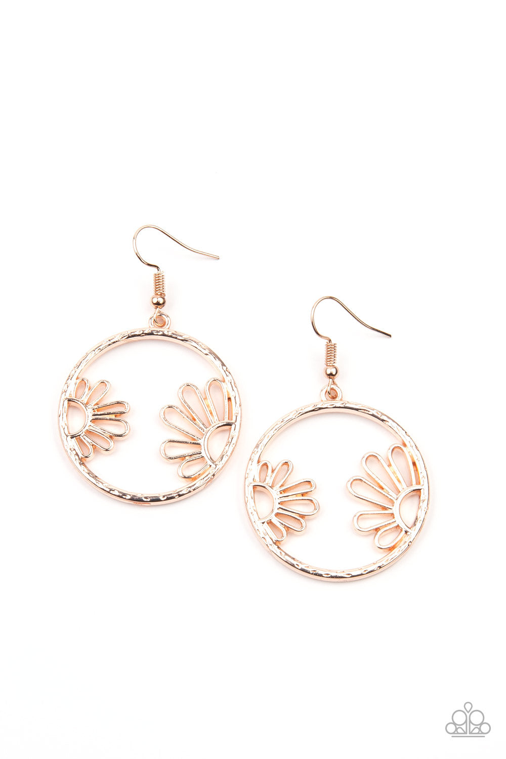 Demurely Daisy - Rose Gold earring 2195