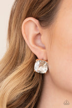 Load image into Gallery viewer, Royalty High - Gold post earring 644
