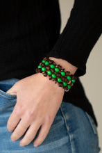 Load image into Gallery viewer, Tahiti Tourist - Green bracelet 1975/1796
