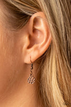 Load image into Gallery viewer, Flip A Coin - Copper necklace B121
