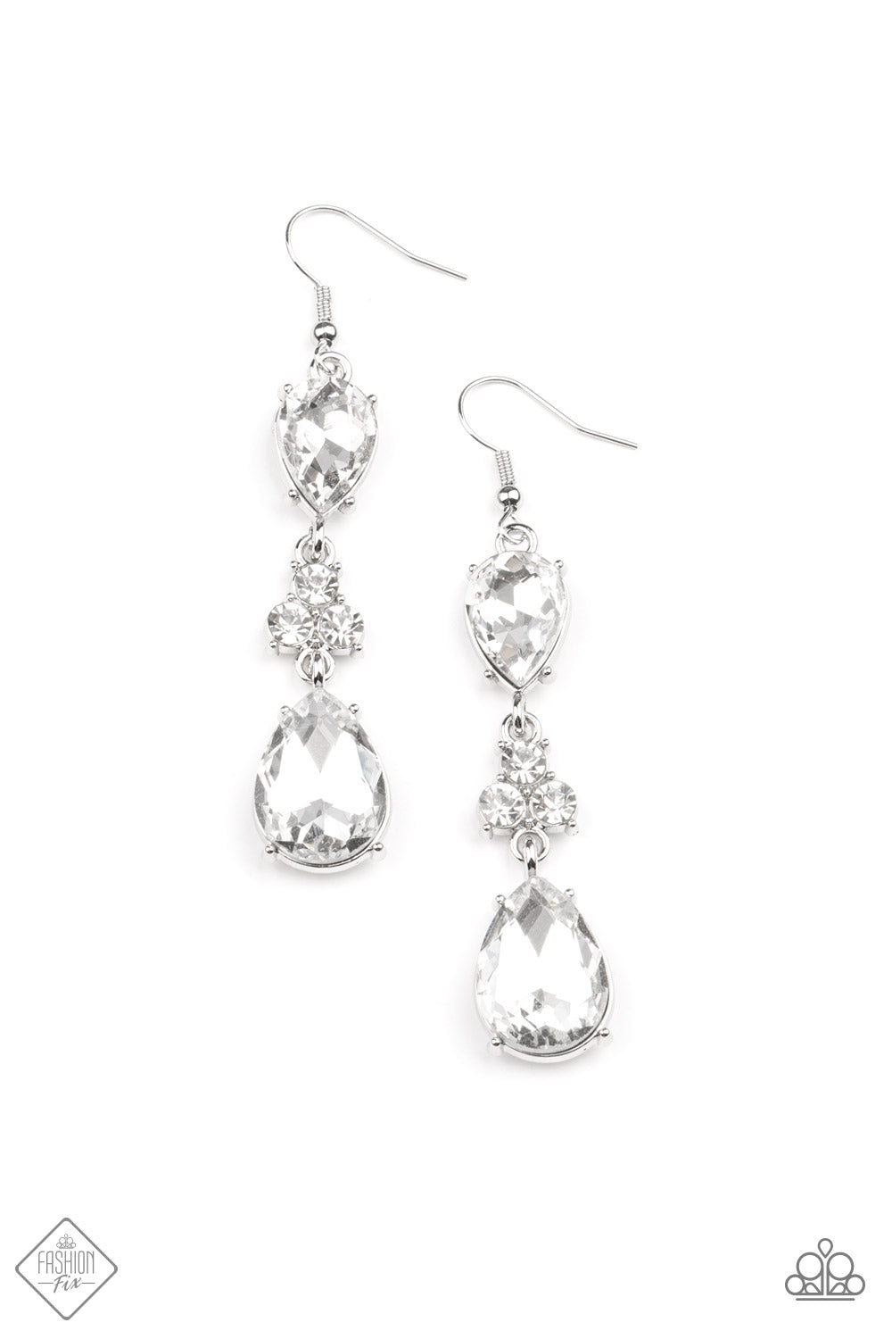 Once Upon a Twinkle white earring 2101