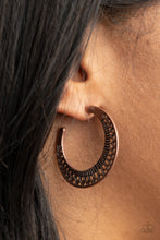 Load image into Gallery viewer, Bada BLOOM! - Copper hoop earring 2123
