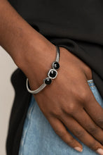 Load image into Gallery viewer, Royal Demands - Black bracelet B119

