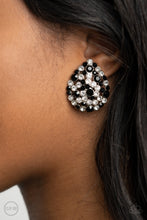 Load image into Gallery viewer, Elite League - Black clip-on earring 2067
