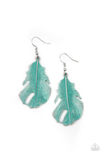 Load image into Gallery viewer, Heads QUILL Roll - Blue earring 2117
