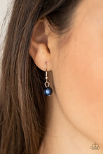 Load image into Gallery viewer, Remarkable Radiance - Blue necklace B070
