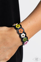 Load image into Gallery viewer, Little Miss Sunshine - Multi snap bracelet D068
