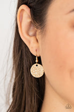 Load image into Gallery viewer, Gallery Guru - Gold necklace 2233
