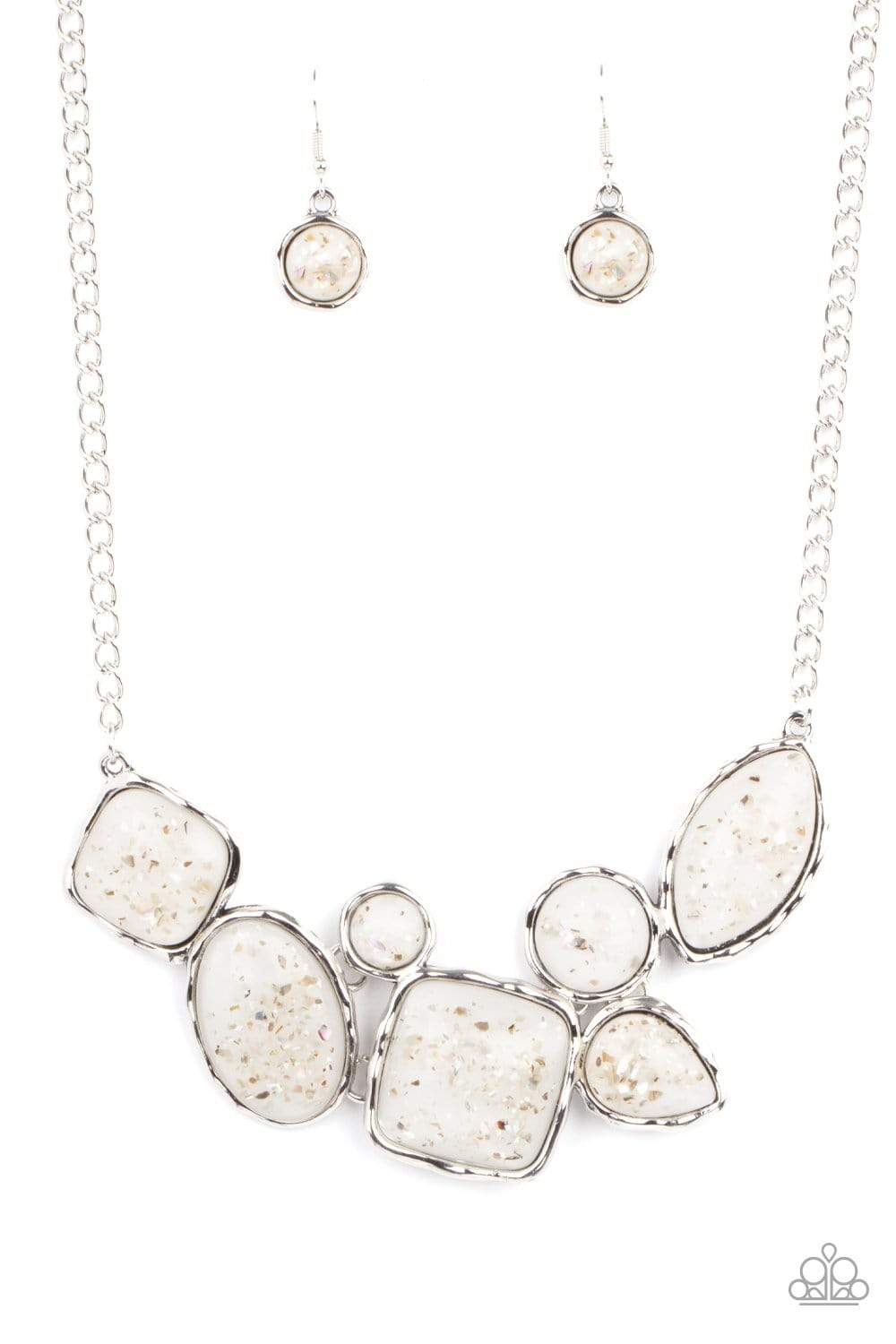 So Jelly - White necklace B097