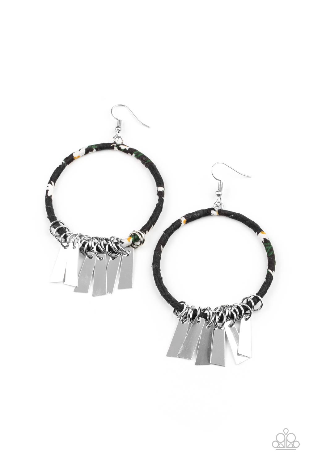 Garden Chimes - Black earring 2114