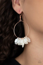 Load image into Gallery viewer, Sailboats and Seashells - Copper earring 2139
