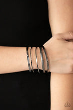 Load image into Gallery viewer, Stackable Style - black bracelet E097

