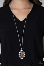Load image into Gallery viewer, Exquisitely Enchanted - Brown necklace 2126
