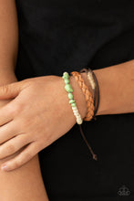 Load image into Gallery viewer, Far Out Wayfair - Green bracelet 2147
