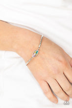 Load image into Gallery viewer, Farmhouse Fairytale - paparazzi Multi bracelet 774
