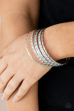 Load image into Gallery viewer, Back-To-Back Stacks - Silver bracelet 2233
