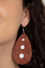 Load image into Gallery viewer, Rustic Torrent - Brown earring 2122

