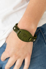 Load image into Gallery viewer, All Fine and DANDELION - Green urban bracelet 2124
