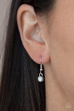 Load image into Gallery viewer, Opal Gardens - Green necklace 2113
