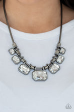 Load image into Gallery viewer, Urban Extravagance - Black necklace A051
