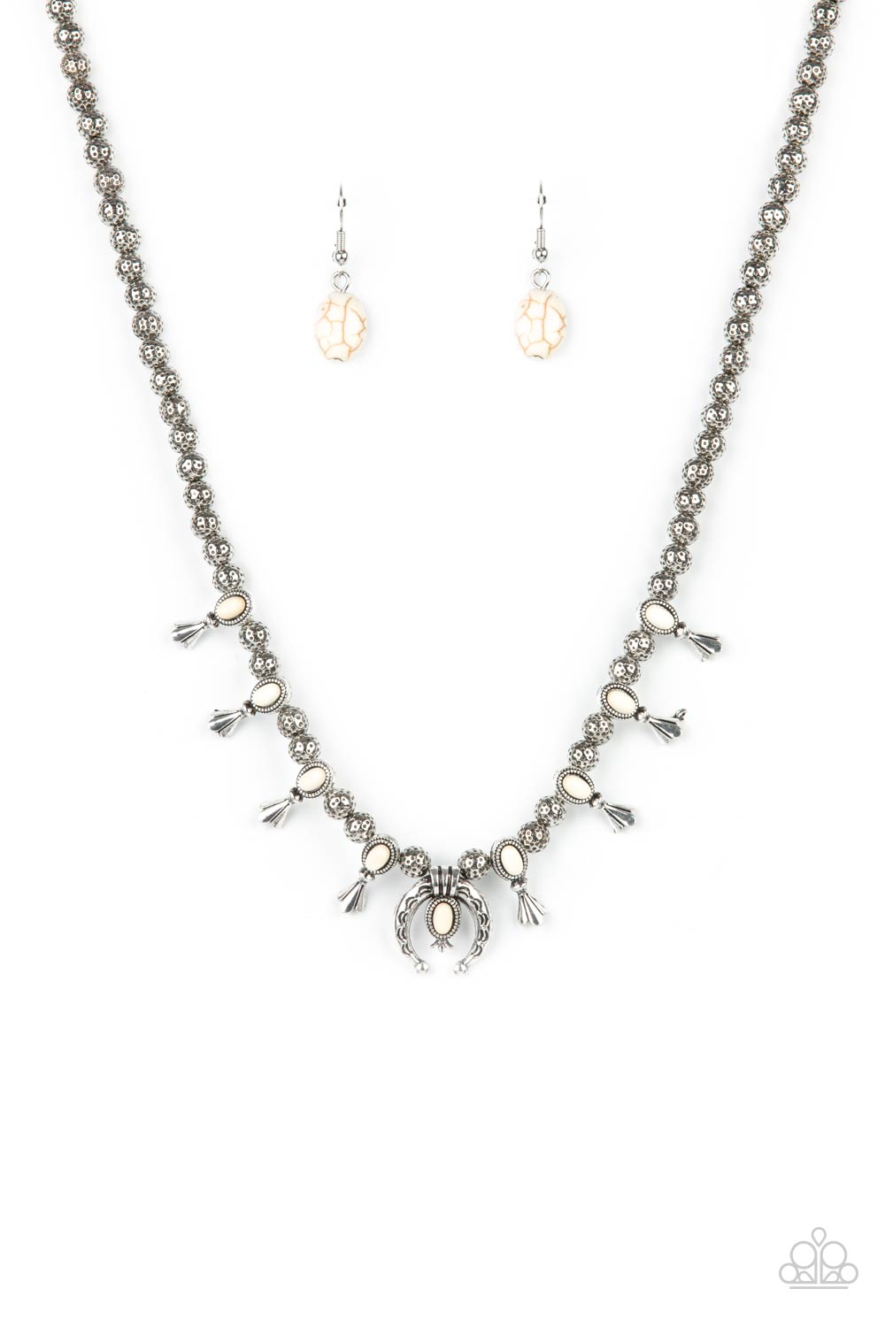 Luck Of The West - White necklace D065