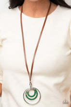 Load image into Gallery viewer, Hypnotic Happenings - Green necklace 905
