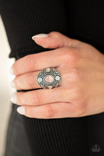 Load image into Gallery viewer, In The Limelight - Pink ring 776
