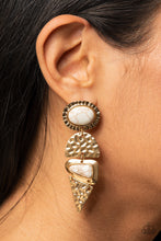 Load image into Gallery viewer, Earthy Extravagance - Gold post earring 563
