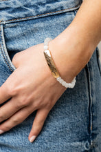 Load image into Gallery viewer, Family is Forever - Gold bracelet C024D
