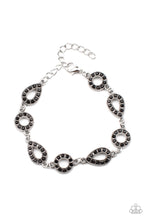 Load image into Gallery viewer, Royally Refined - Black bracelet 2233
