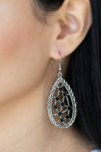 Load image into Gallery viewer, Industrial Incandescence - Black earring 2123
