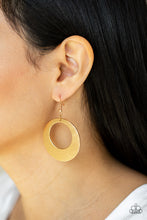 Load image into Gallery viewer, Outer Plains - Gold earring 2208
