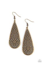 Load image into Gallery viewer, Posy Pasture - Brass earring 565
