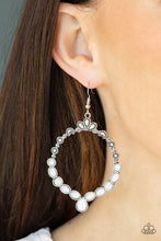 Load image into Gallery viewer, Thai Treasures - White earring 2237
