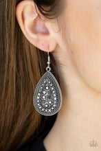 Load image into Gallery viewer, Interstellar Idol - Silver earring 773

